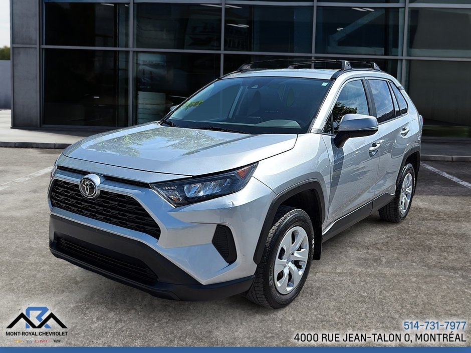 Toyota RAV4 LE 2020 à Montréal, Québec - w940px
