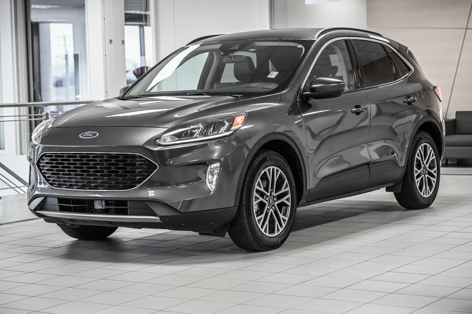 2020 Ford Escape in Brossard, Quebec - w940px