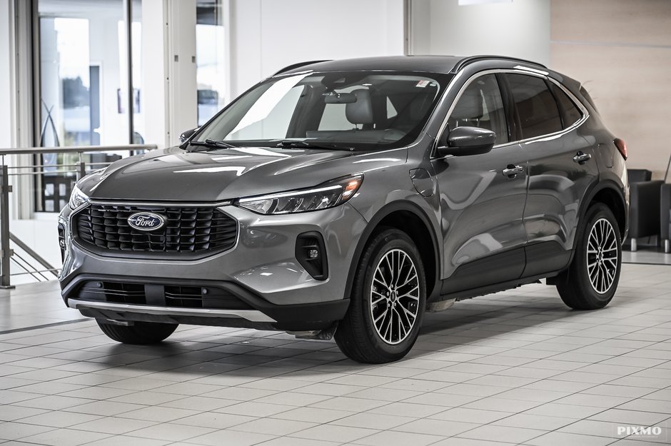2025 Ford Escape in Brossard, Quebec - w940px