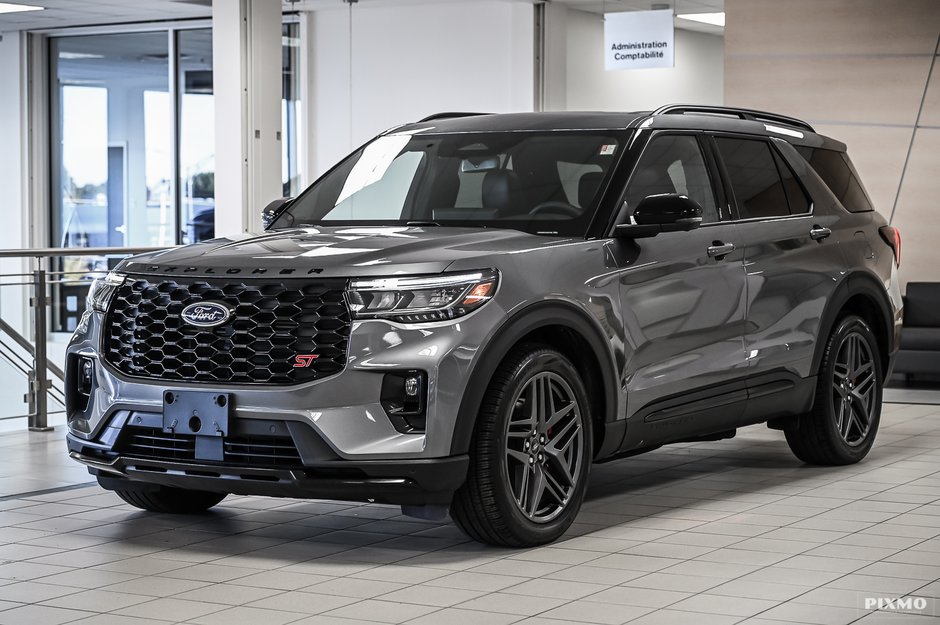 2025 Ford Explorer in Brossard, Quebec - w940px