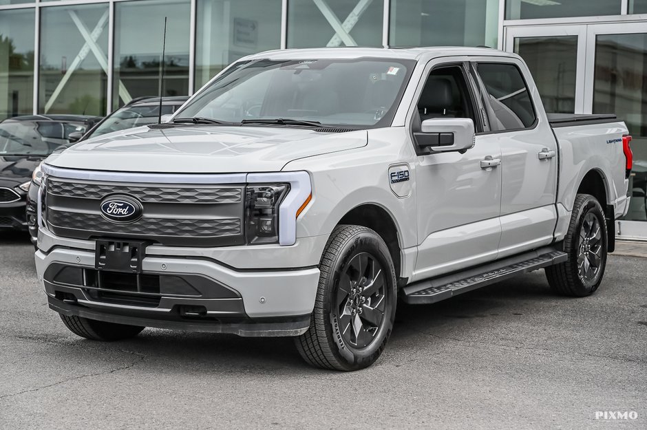 2024 Ford F-150 Lightning in Brossard, Quebec - w940px