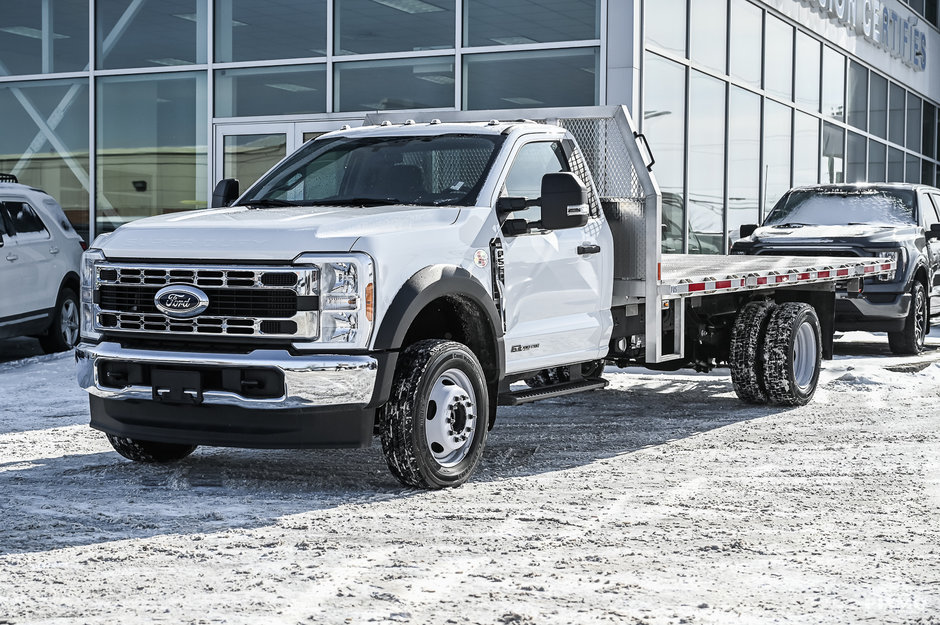 Ford F550  2023 à Brossard, Québec - w940px