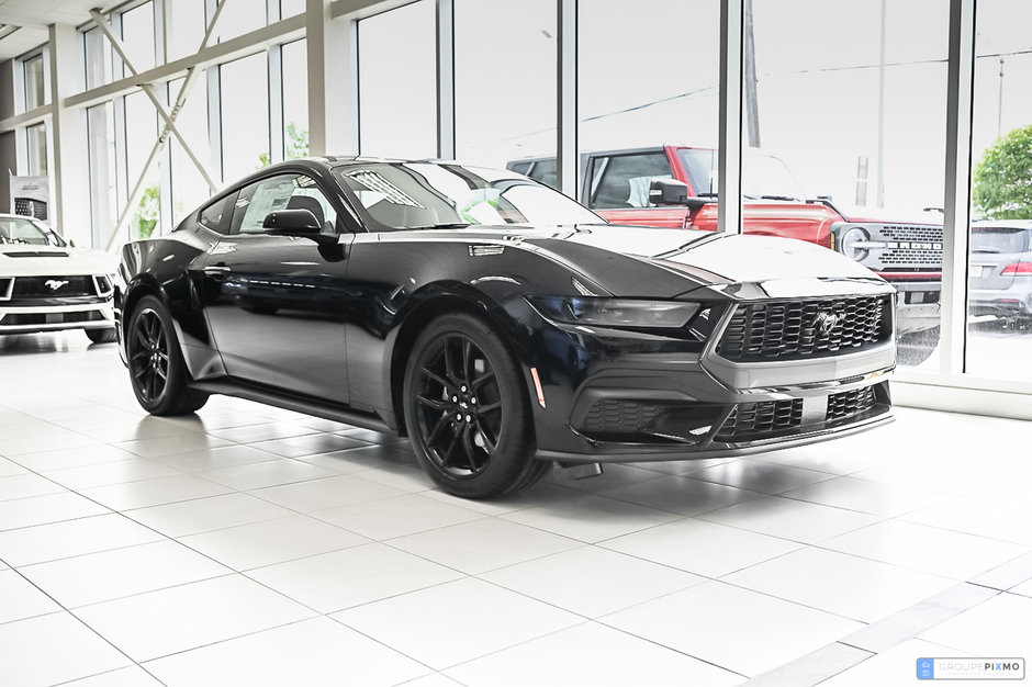 2024 Ford Mustang in Brossard, Quebec - w940px