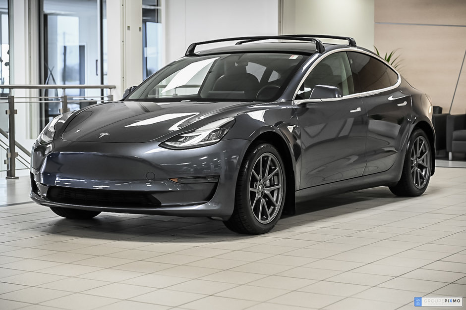 Tesla MODEL 3 Standard Range Plus | JUSQU'A 402KM | TOIT PANO | 2020 à Brossard, Québec