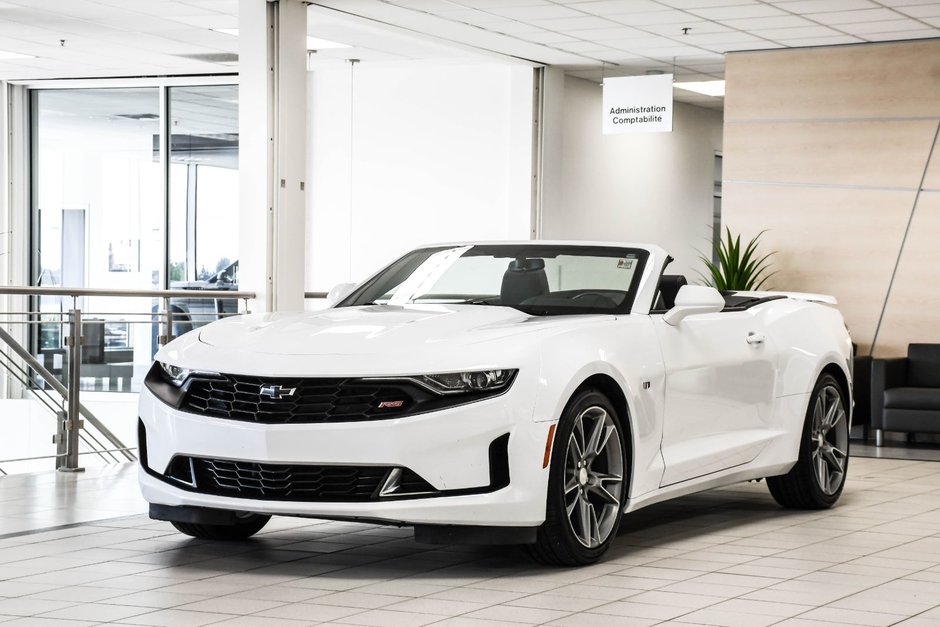Chevrolet Camaro  2023 à Brossard, Québec - w940px