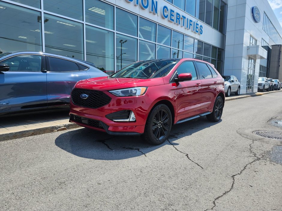 Ford Edge  2023 à Brossard, Québec - w940px
