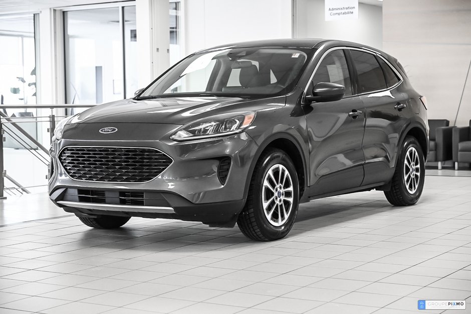 2020 Ford Escape SE AWD | CRUISE ADAPT. | SIEGES CHAUF. | CARPLAY | in Brossard, Quebec