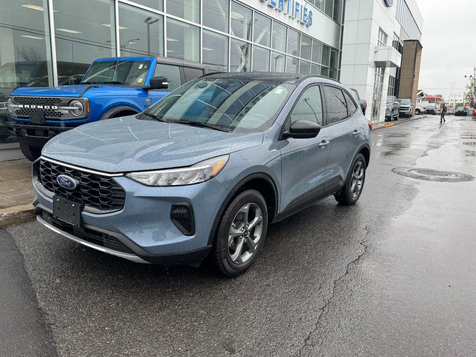 Ford Escape  2025 à Brossard, Québec - w940px