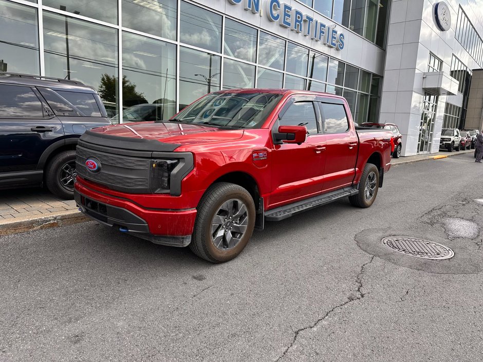 2023 Ford F-150 Lightning in Brossard, Quebec - w940px