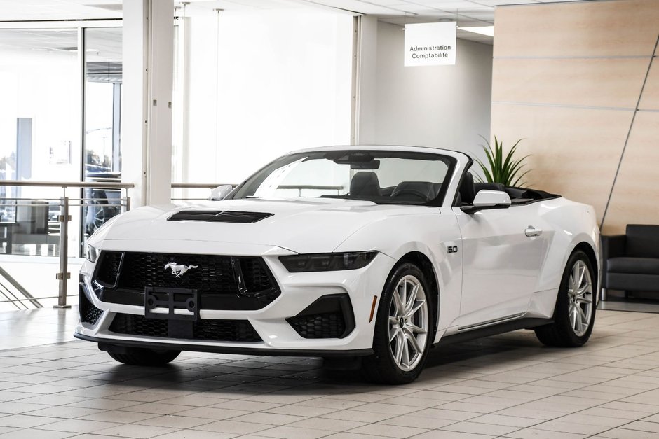 2026 Ford Mustang convertible in Brossard, Quebec - w940px
