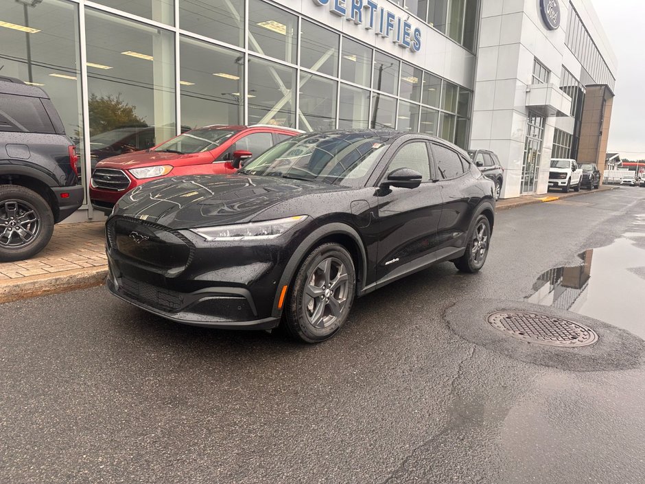 2022 Ford Mustang Mach-E in Brossard, Quebec - w940px
