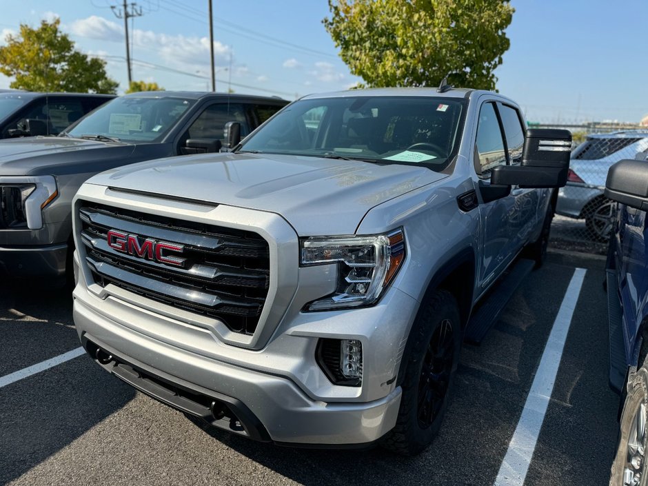 2022 GMC SIERRA 1500 LIMITED in Brossard, Quebec - w940px