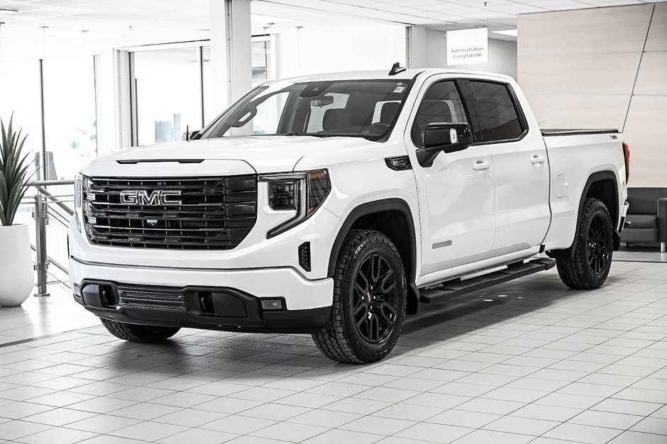 GMC Sierra 1500 ELEVATION | BLACK PACK |  5.3 V8 | PACK X3 | 2023 à Brossard, Québec