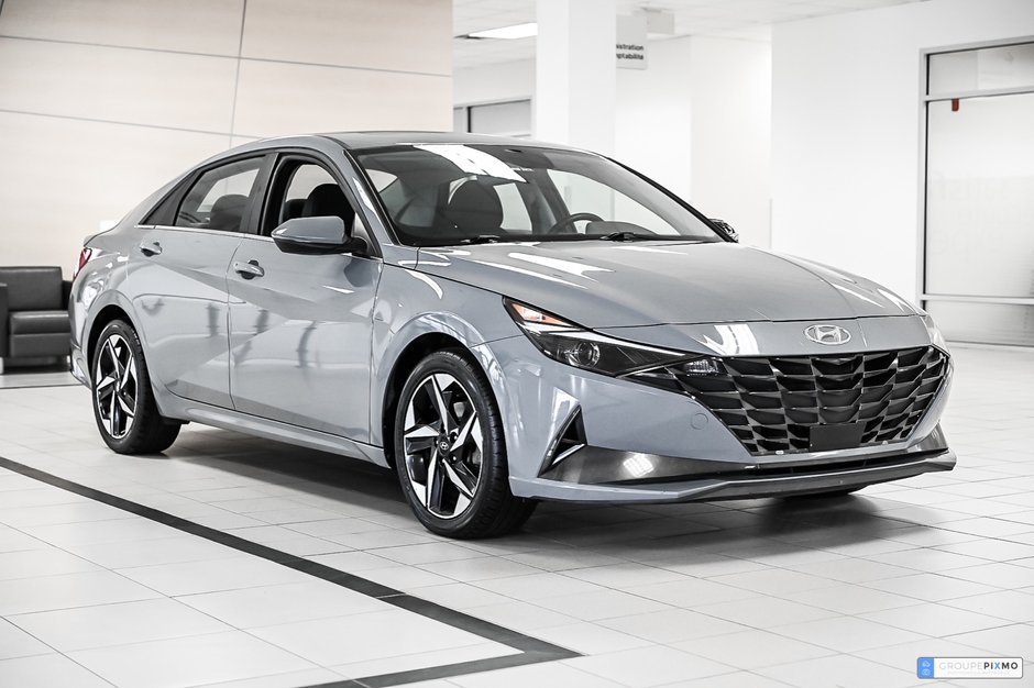 2023 Hyundai Elantra in Brossard, Quebec - w940px