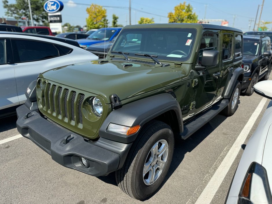 Jeep Wrangler  2021 à Brossard, Québec - w940px