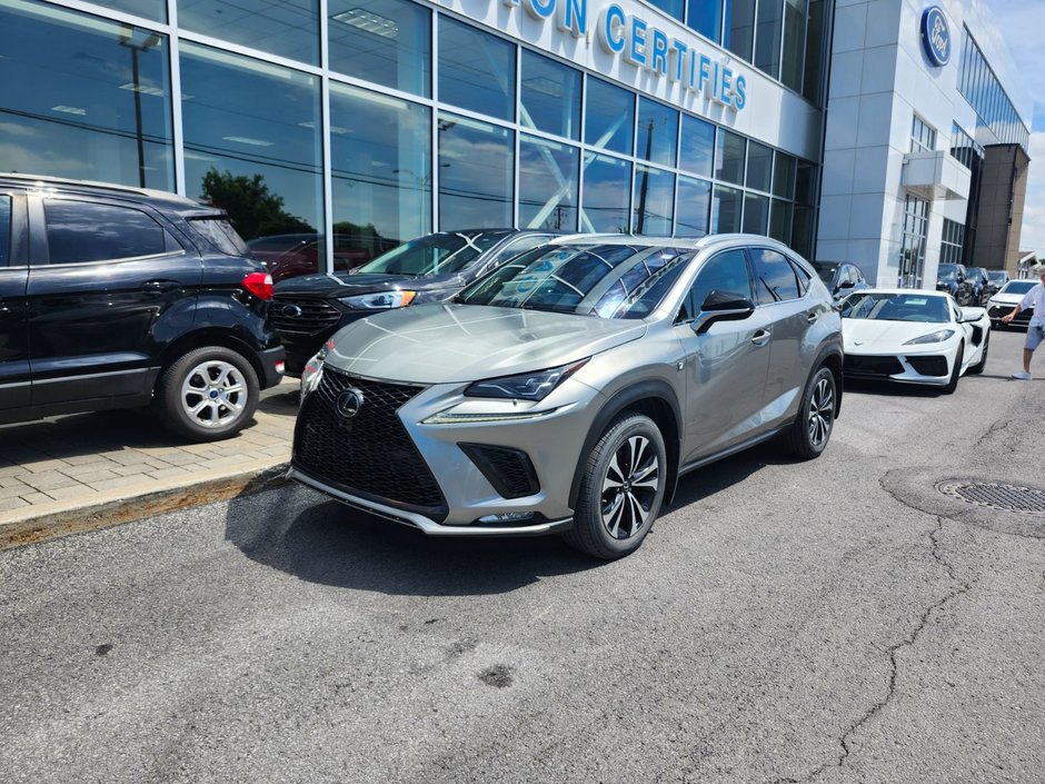 Lexus NX 300 | AWD | TOIT | F SPORT | CUIR ROUGE | 2018 à Brossard, Québec