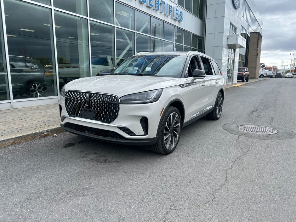 2025 Lincoln Aviator in Brossard, Quebec - w940px