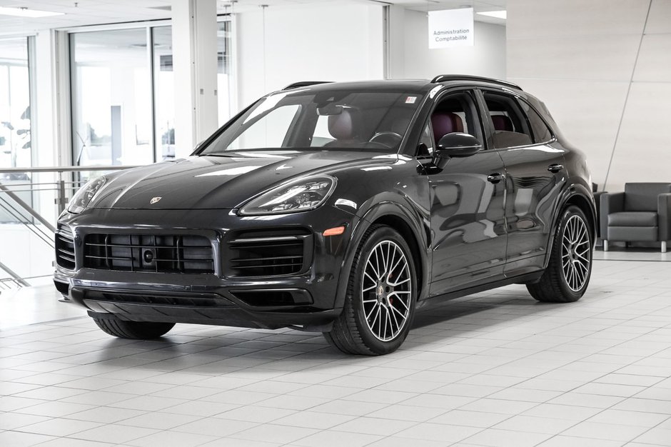 2021 Porsche Cayenne in Brossard, Quebec - w940px