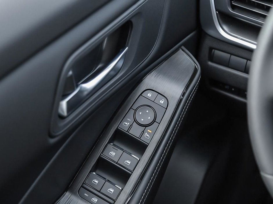 2026 Nissan Rogue SV Moonroof-15