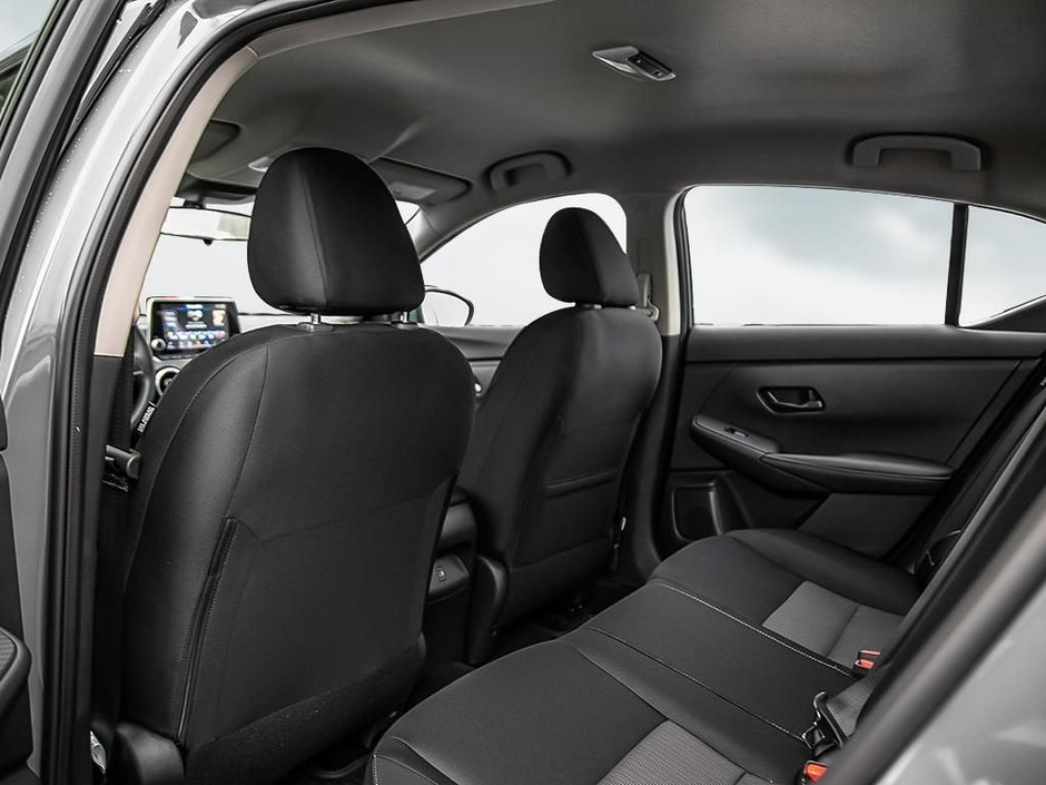 2025 Nissan Sentra SV MOONROOF-18