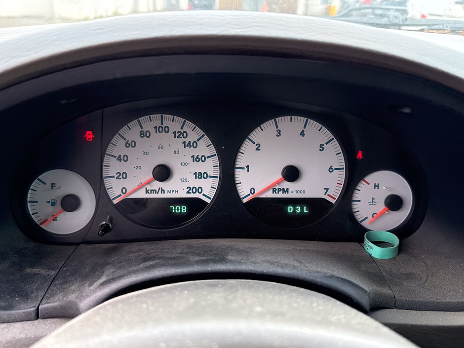 2006 Dodge Caravan Base-12