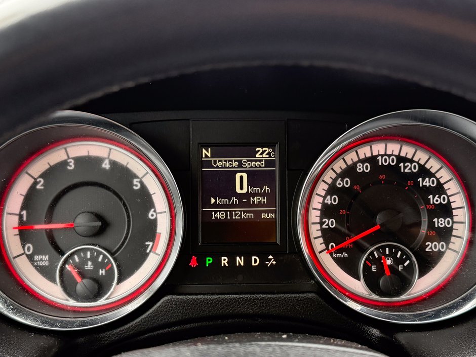 2015 Dodge Grand Caravan Crew-23