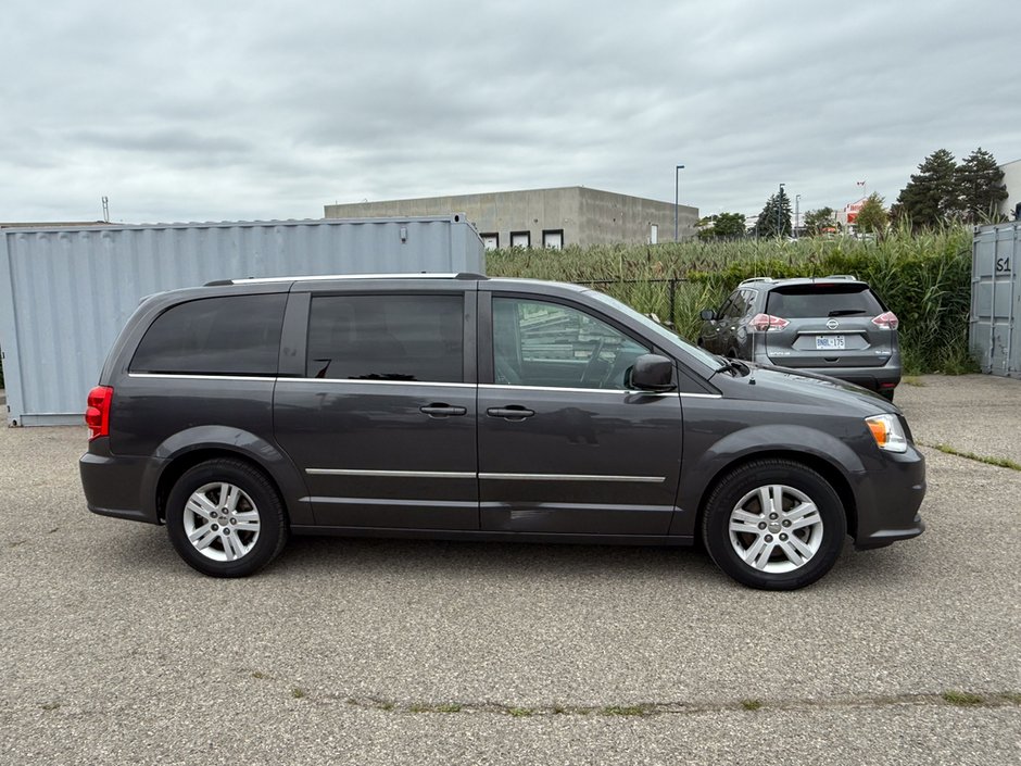 2015 Dodge Grand Caravan Crew-8