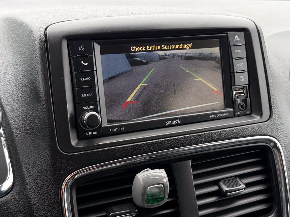 2015 Dodge Grand Caravan Crew-24