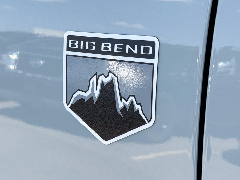 2024 Ford Bronco Big Bend-11
