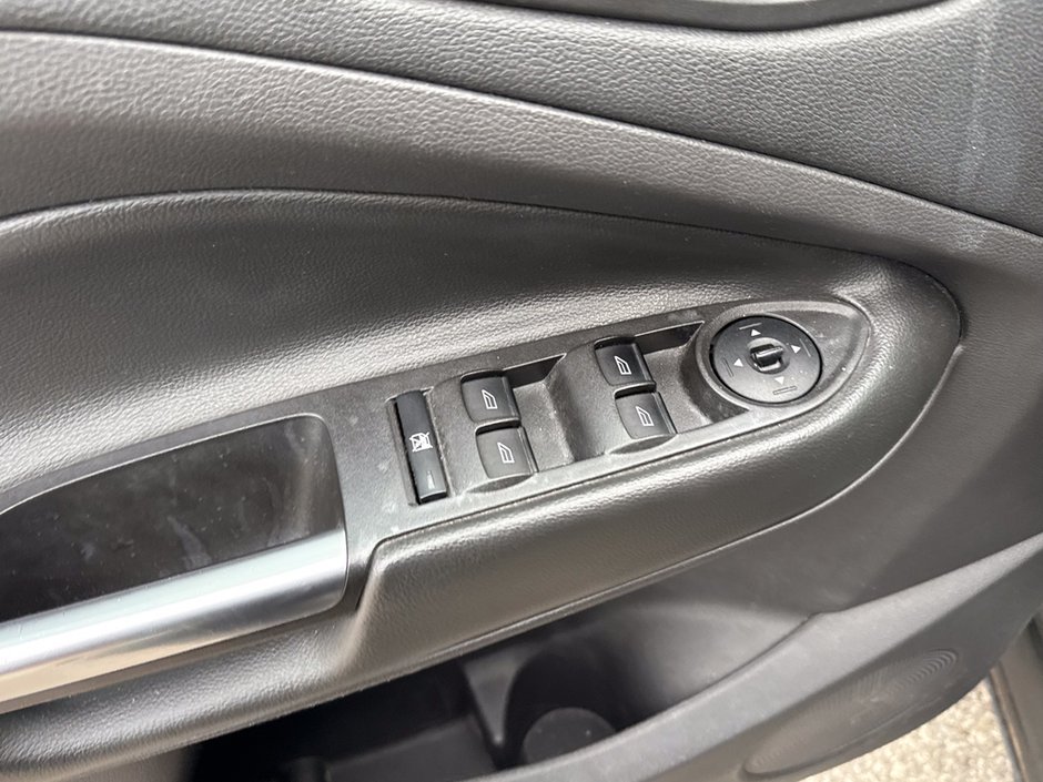 2017 Ford Escape SE-17