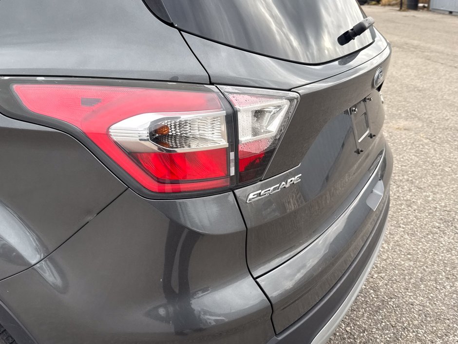 2017 Ford Escape SE-10