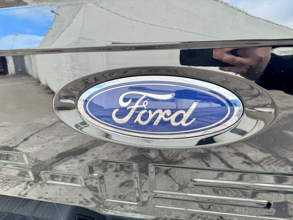2022 Ford F-150 Lariat-23
