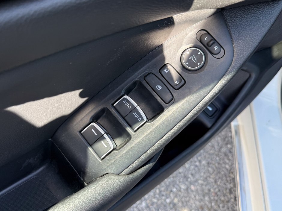 2022 Honda Accord EX-L-16