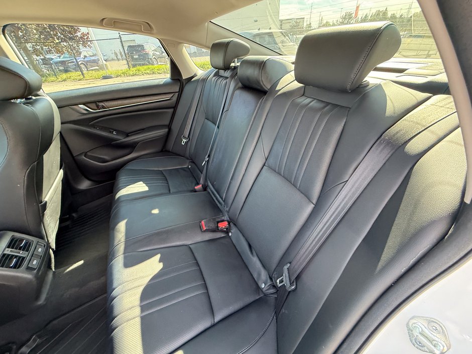 2022 Honda Accord EX-L-22