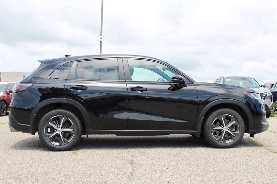 2025 Honda HR-V Sport-8