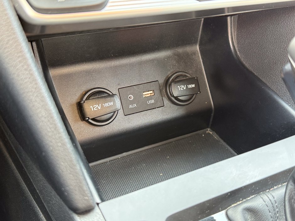 2020 Hyundai Elantra Preferred-14