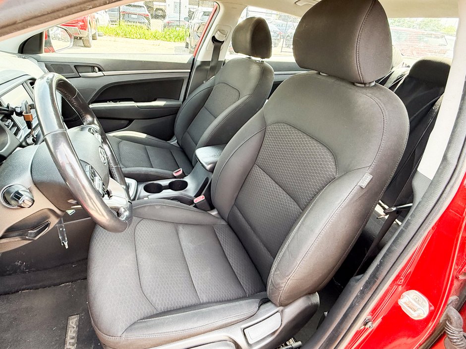 2020 Hyundai Elantra Preferred-10