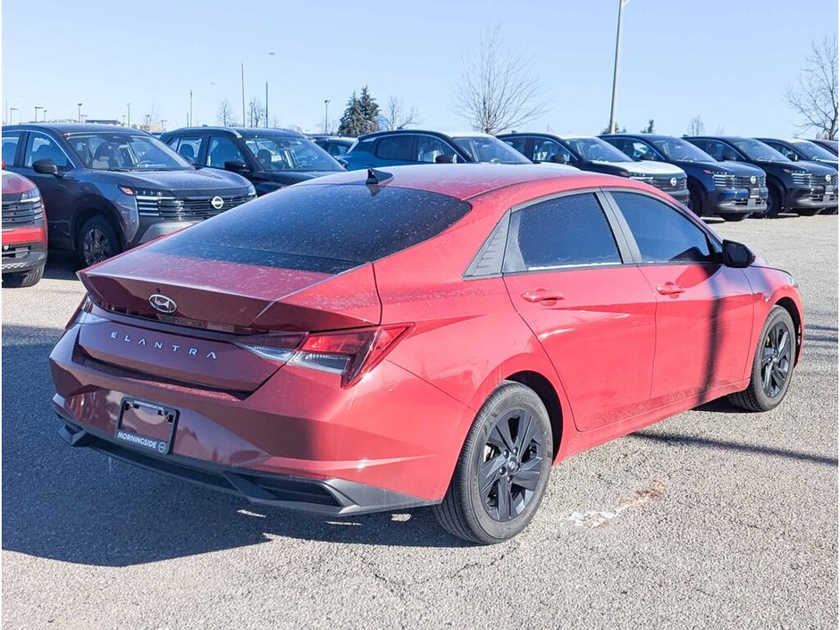 2022 Hyundai Elantra Preferred-5