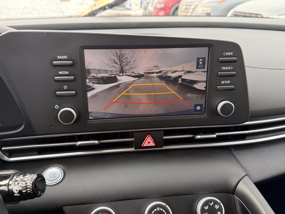 2023 Hyundai Elantra Preferred-29