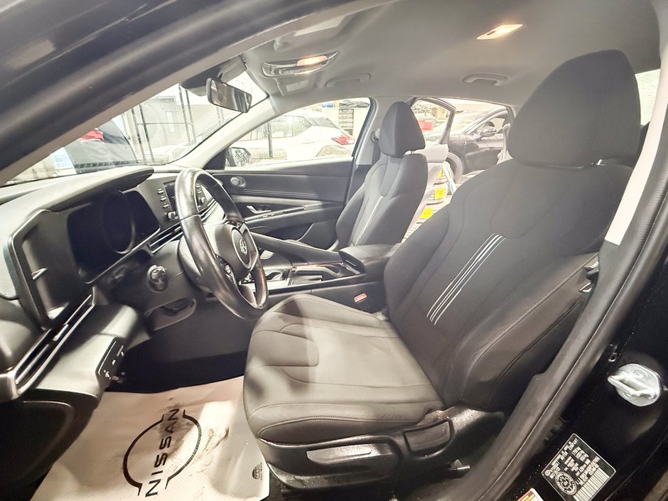 2023 Hyundai Elantra Preferred-26