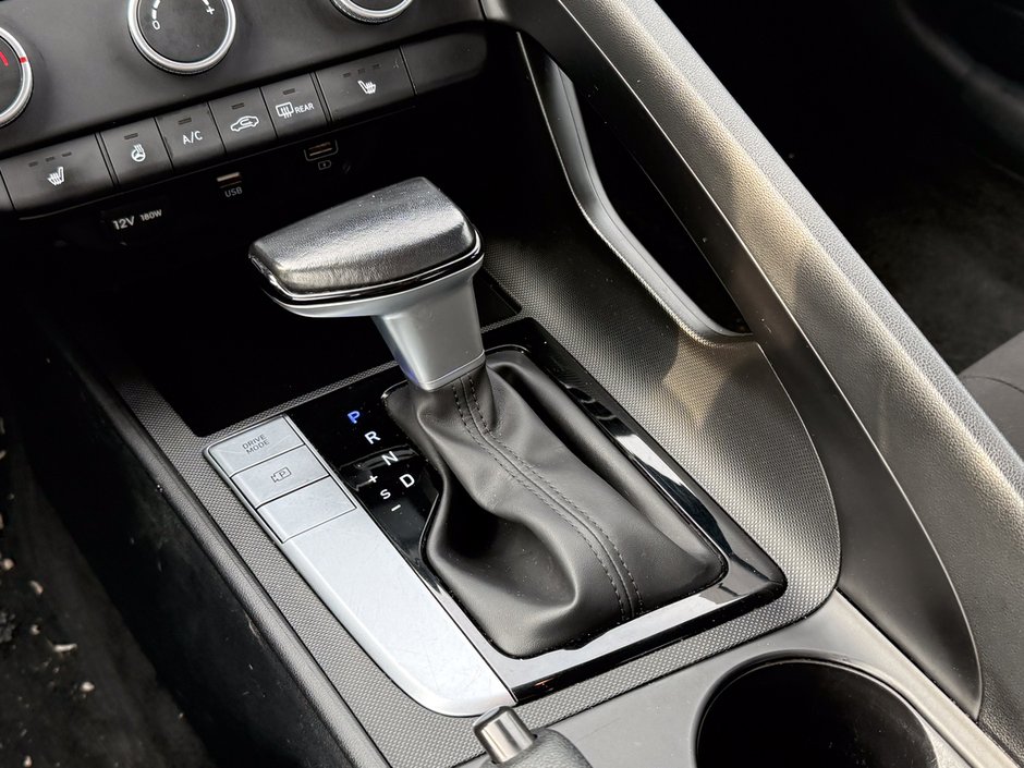 2023 Hyundai Elantra Preferred-19