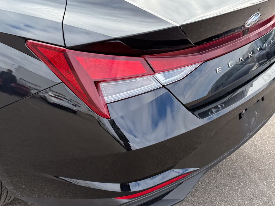 2023 Hyundai Elantra Preferred-11