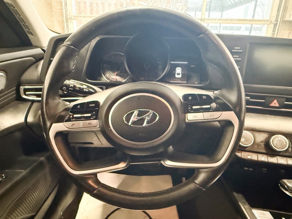 2023 Hyundai Elantra Preferred-22