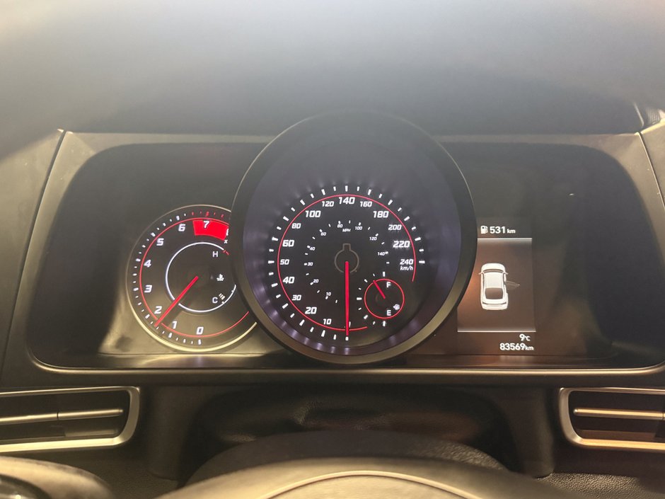 2023 Hyundai Elantra Preferred-32