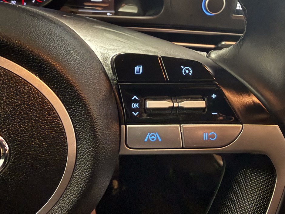 2023 Hyundai Elantra Preferred-31