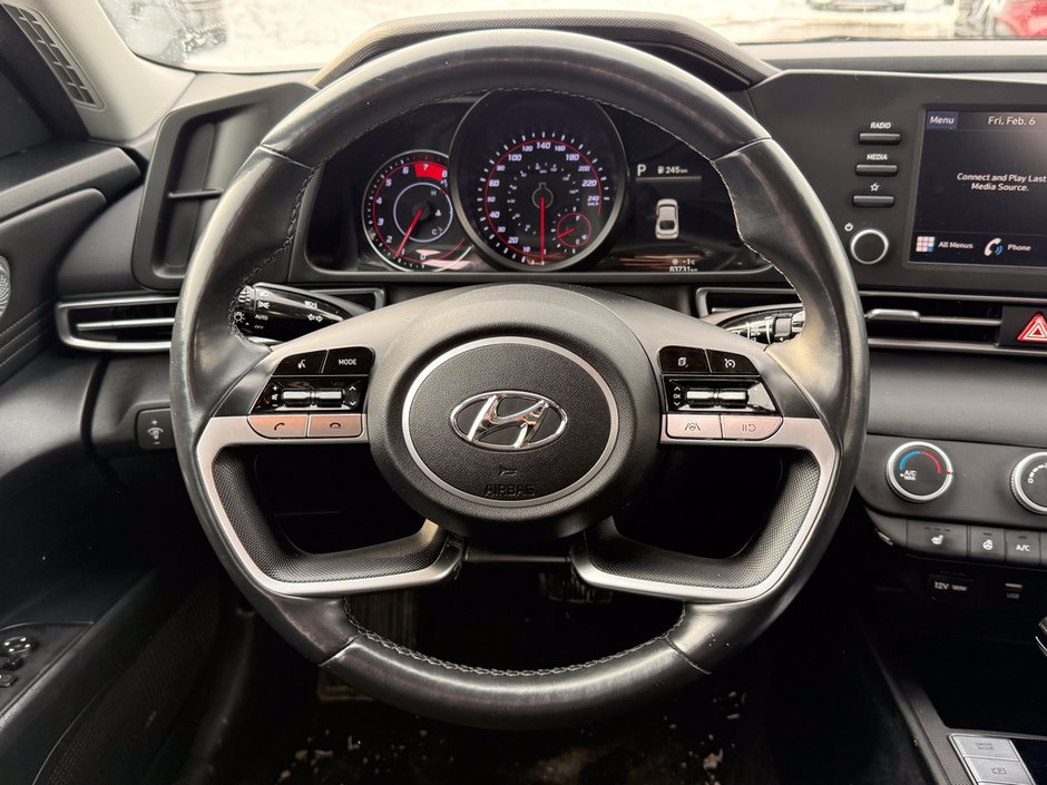 2023 Hyundai Elantra Preferred-17