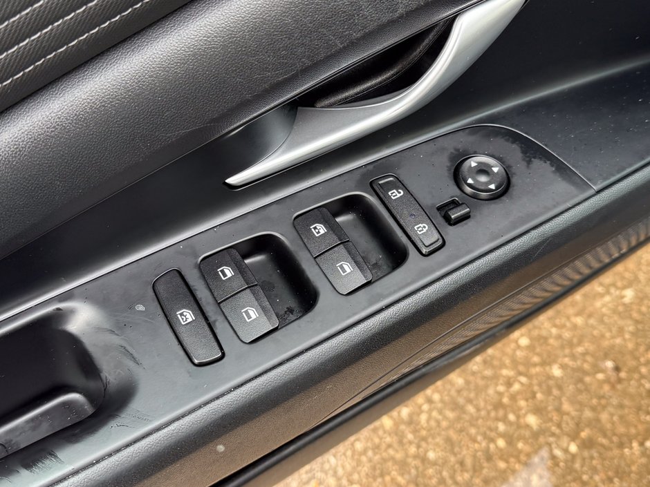 2023 Hyundai Elantra Preferred-21