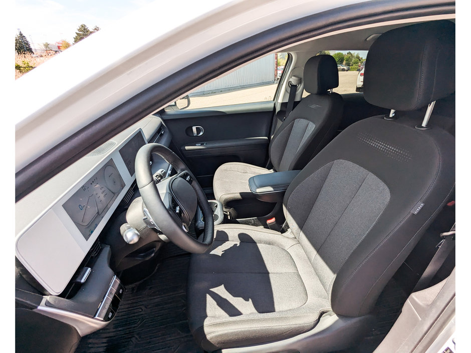 2024 Hyundai Ioniq 5 Preferred AWD-17