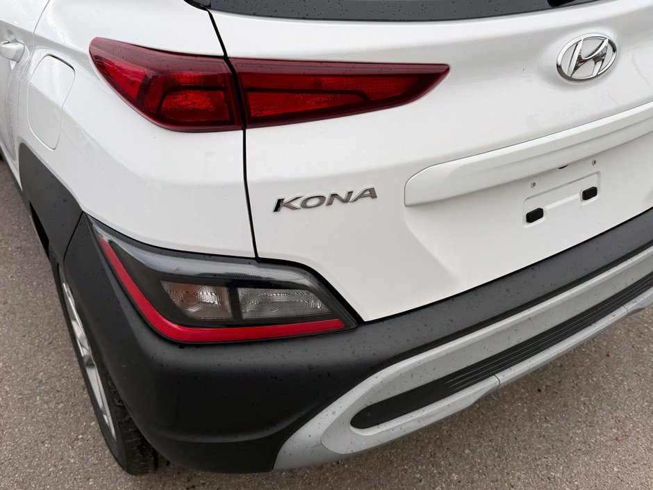 2022 Hyundai Kona Preferred| Sun&Tech Package | Certified | No Accid-10