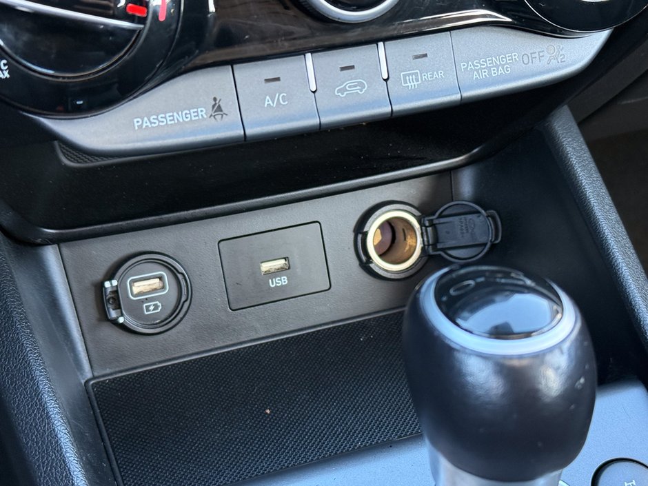 2022 Hyundai Kona Preferred| Sun&Tech Package | Certified | No Accid-21